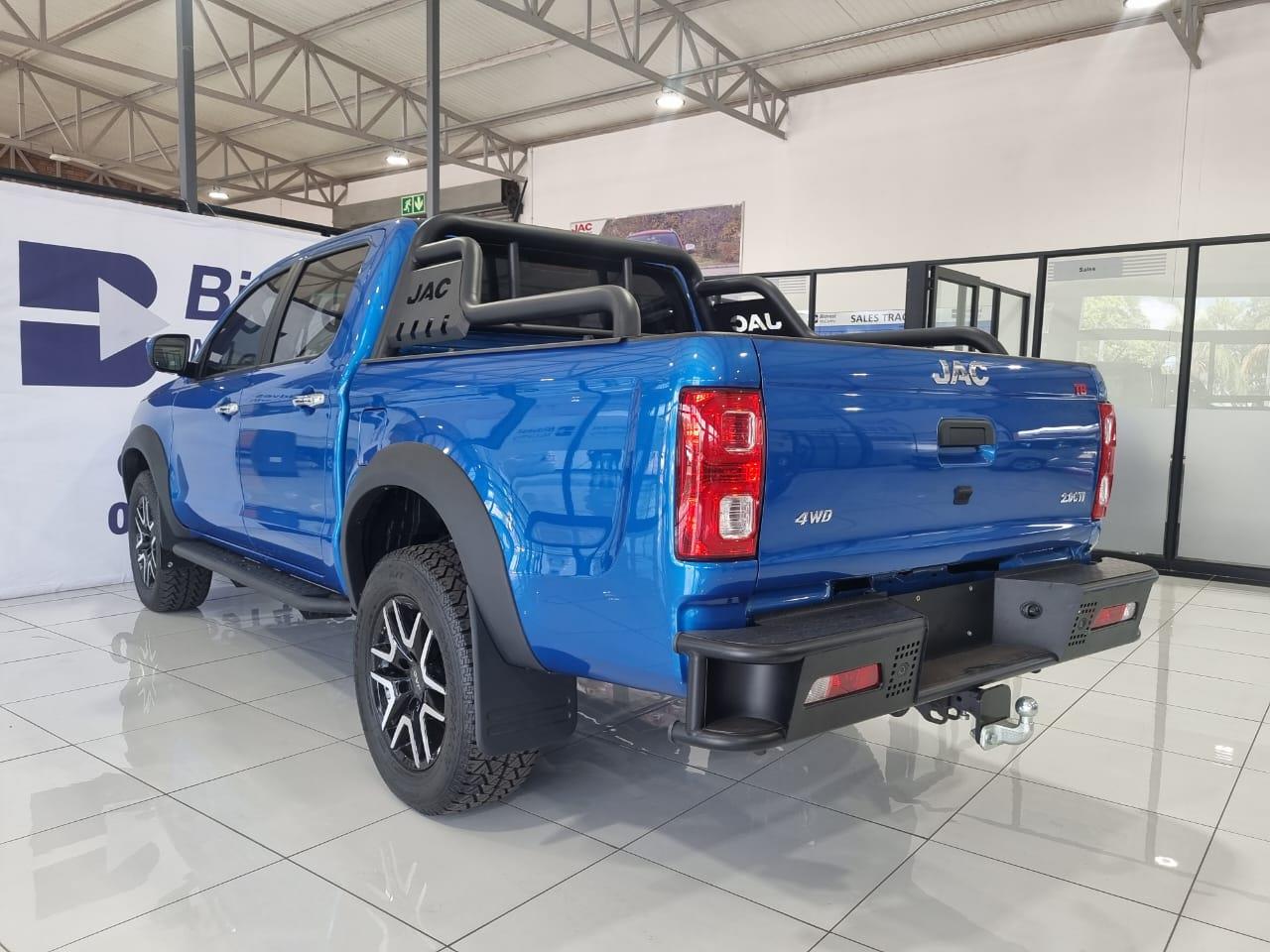 2025 JAC T8 2.0CTi Double Cab 4WD Lux
